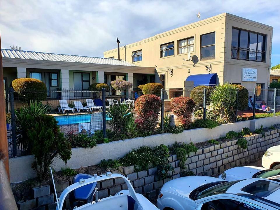 Seagulls Guest House Langebaan Exterior photo